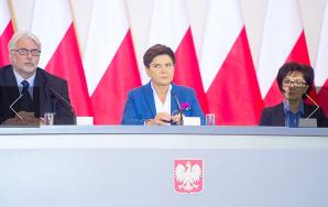[VIDEO] Premier na spotkaniu z Ambasadorami RP: Polska stawia na szybki rozwój i bezpieczeństwo swoich obywateli
