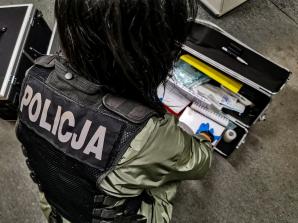 [VIDEO] Policjanci zatrzymali złodziei sprzętu medycznego o wartości blisko 200 tysięcy złotych