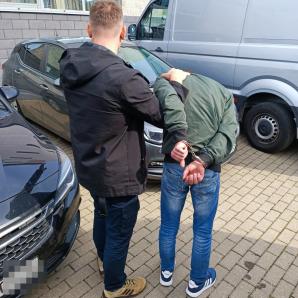 Celowo wjeżdżał samochodem w grupy ludzi na chodniku